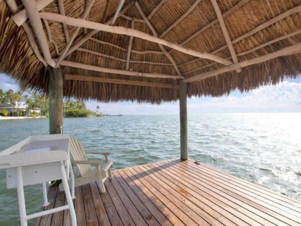 Islamorada Paradise on Beach with Pool Sleeps 8 Guests