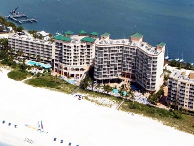 Gulf front vacation condo in Front Myers Beach, Florida Gulf front vacation condo in Front Myers Beach, Florida