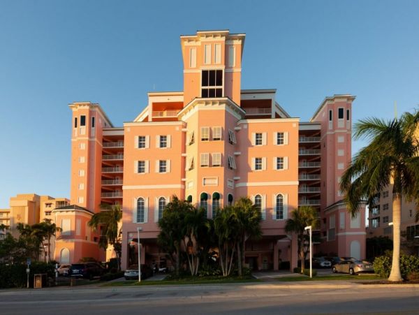 Gulf Views Fort Myers Vacation Beach. Condo Two Bedrooms