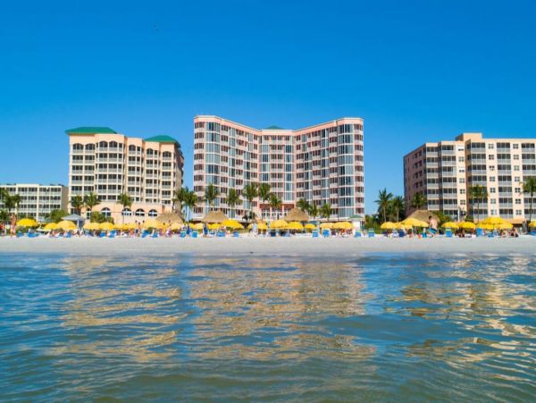 Gulf Views Fort Myers Vacation Beach. Condo Two Bedrooms