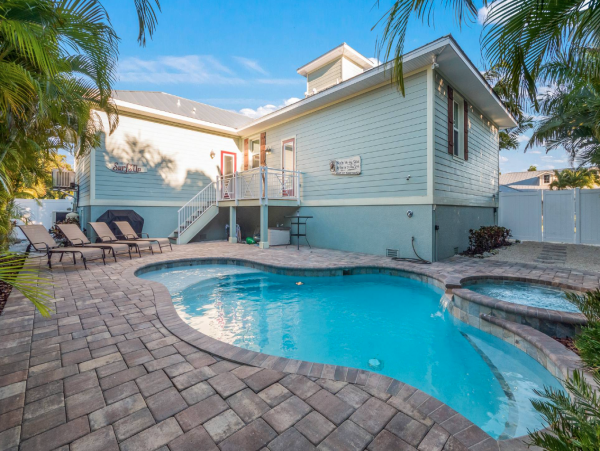 Coastal Anna Maria Island Vacation Pool Home Walk to Beach