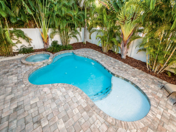 Coastal Anna Maria Island Vacation Pool Home Walk to Beach