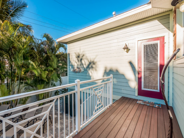 Coastal Anna Maria Island Vacation Pool Home Walk to Beach