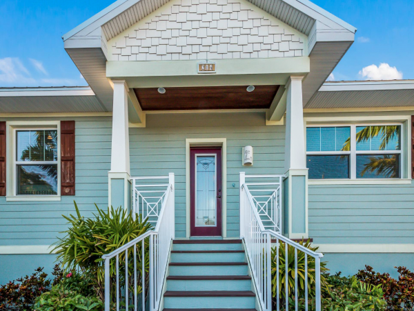 Coastal Anna Maria Island Vacation Pool Home Walk to Beach