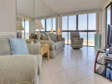One Bedroom Gulf Front Condo with Modern Decor & Gulf Views