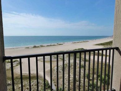 One Bedroom Gulf Front Condo with Modern Decor & Gulf Views