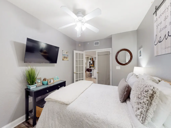 Clearwater Gulf View Beach Condo with Great Resort Amenities