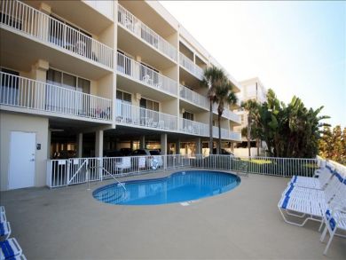 Two Bedroom Beach Vacation Condo Sleeps 8 Communal Pool