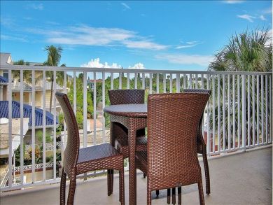 Two Bedroom Beach Vacation Condo Sleeps 8 Communal Pool