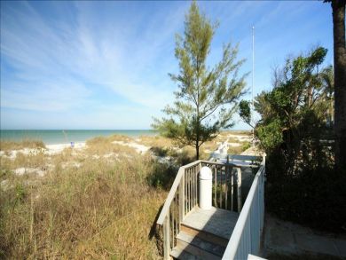 Two Bedroom Beach Vacation Condo Sleeps 8 Communal Pool