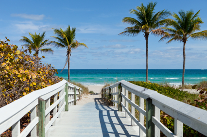 Two Bedroom Beach Vacation Condo Sleeps 8 Communal Pool
