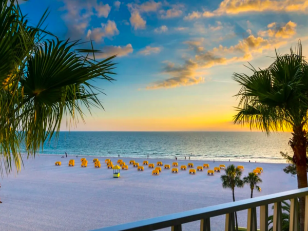 Gulf-Front Retreat: Coastal Comfort with Stunning Beach Views