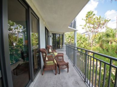 Key West 2 Bedroom 2 Bathroom Vacation Condo Rental Sleeps 8 Key West 2 Bedroom 2 Bathroom Vacation Condo Rental Sleeps 8