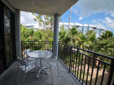 Key West 2 Bedroom 2 Bathroom Vacation Condo Rental Sleeps 8 Key West 2 Bedroom 2 Bathroom Vacation Condo Rental Sleeps 8