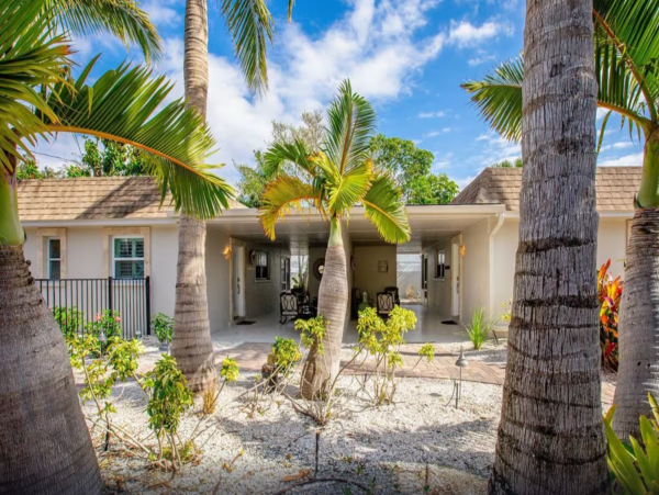 Siesta Key Vacation Rental Home 4 Bedrooms Sleeps 10
