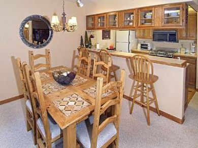 Dining Table Seats 6