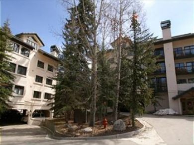 External View of Beaver Creek Condos