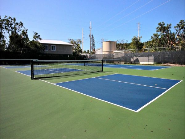 On Beach Key Largo Vacation Villa Three Bedroom Shared Pool