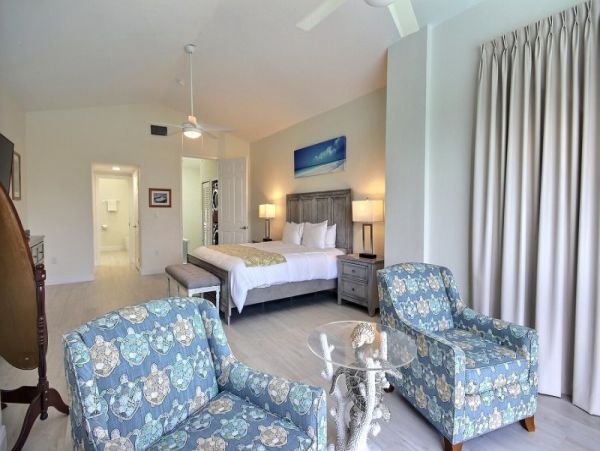 On Beach Key Largo Vacation Villa Three Bedroom Shared Pool