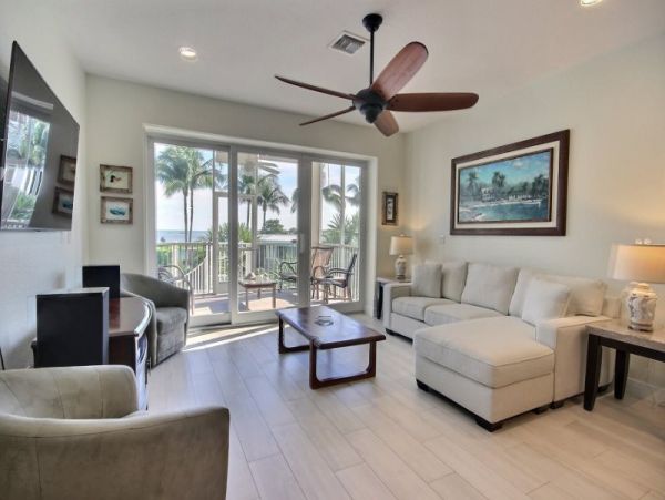 On Beach Key Largo Vacation Villa Three Bedroom Shared Pool - additional view, photo 2