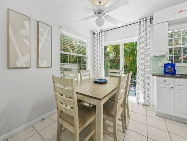 Holmes Beach Vacation Pool Home