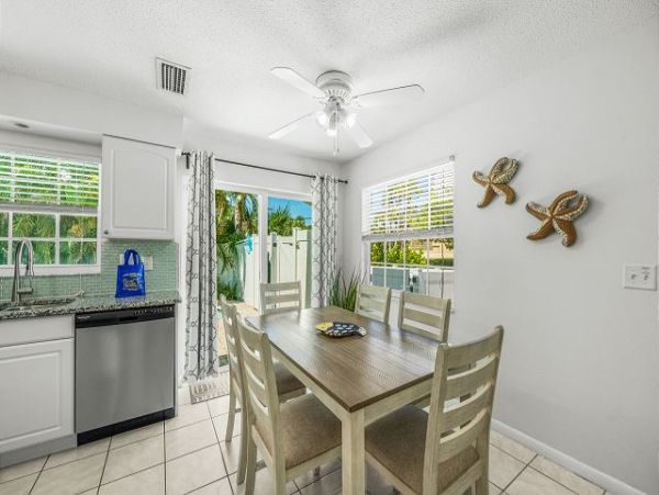 Holmes Beach Vacation Pool Home