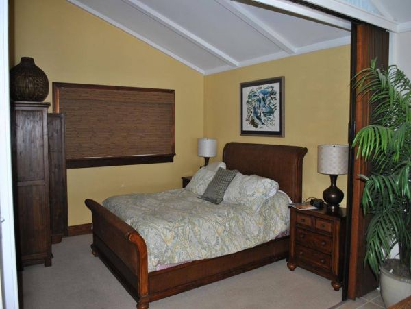 Oceanfront Four Bedroom Upper Keys Rentals