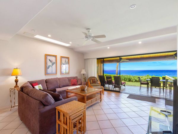 Lahaina Vacation Rental Beach Condo Full Ocean View Sleeps 8