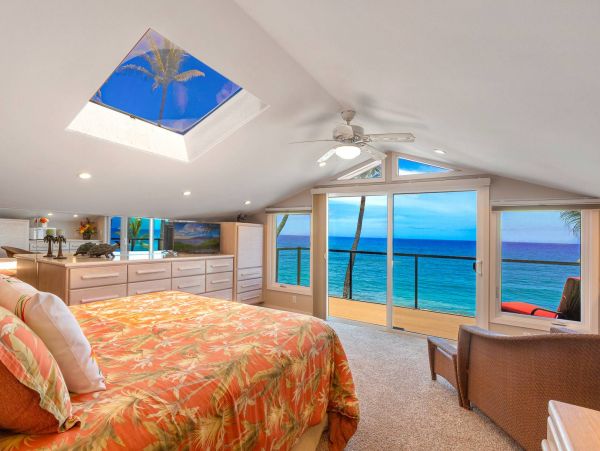 Lahaina Vacation Rental Beach Condo Full Ocean View Sleeps 8