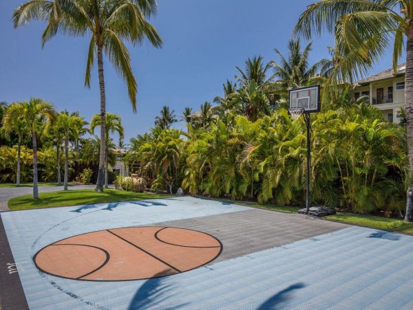 Big Island Luxury Four Bedroom Beachfront Home