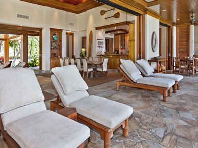 Ocean view lounging area