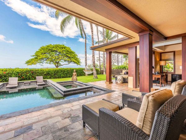 Kailua-Kona Vacation Home Three Bedroom