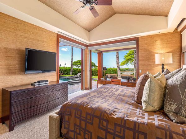 Kailua-Kona Vacation Home Three Bedroom