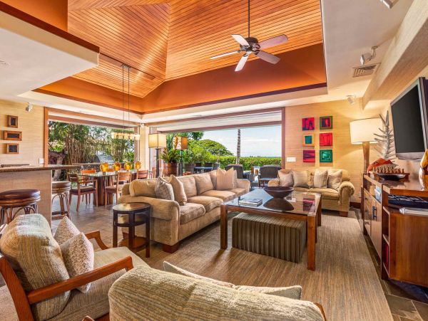 Kailua-Kona Vacation Home Three Bedroom