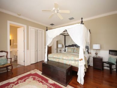 Ocean Front Islamorada Vacation Home Sleeps Ten Guests