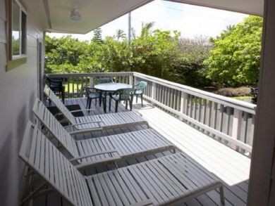 Deck with sun loungers