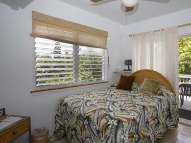 Bedroom 2 with queen bed