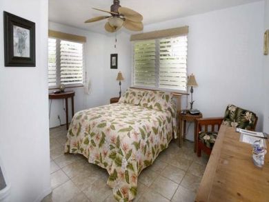 Master bedroom with queen bed