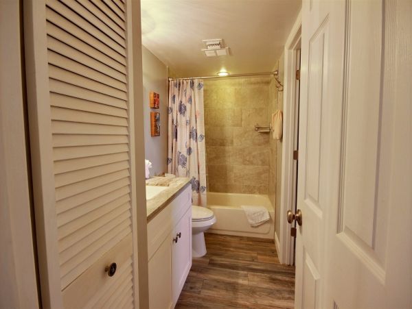 On Beach Vacation Condo in Tavernier Two Bedroom