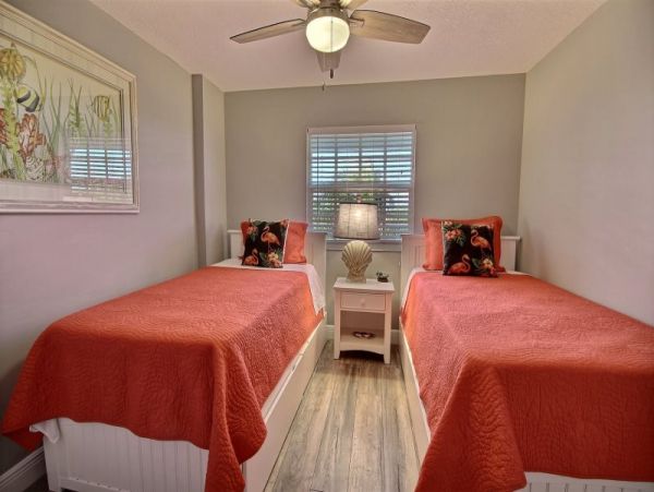 On Beach Vacation Condo in Tavernier Two Bedroom