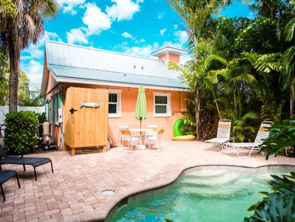Holmes Beach Great One Bedroom Rental
