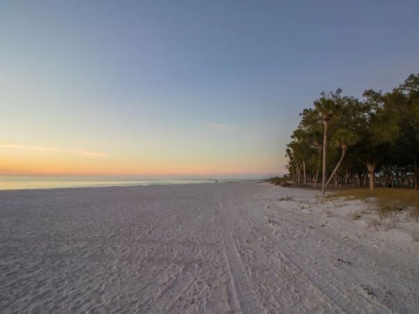 Holmes Beach Great One Bedroom Rental