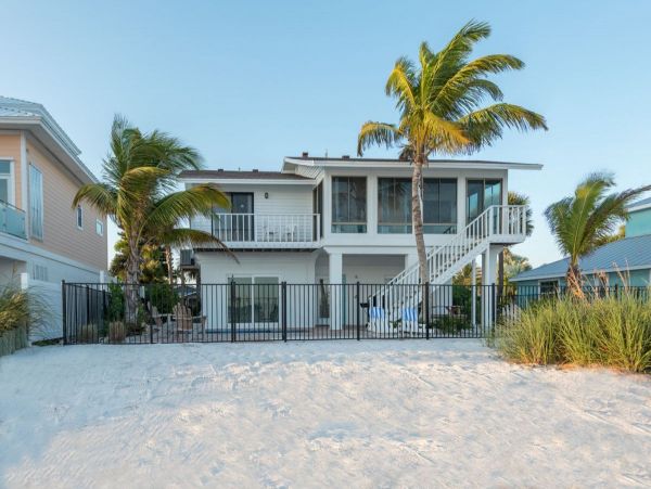 Three Bedroom Anna Maria Island Rental Bay Beach Home