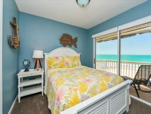 Beachfront Luxury Vacation Home On Holmes Beach Sleeps 6