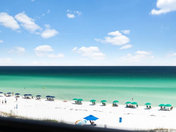 Destin Gulf Front Vacation Rental - Luxury Beachfront Condo with Pool & Concierge