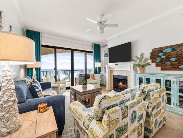 Stunning 4-Bedroom Beachfront Condo on the Emerald Coast - Perfect for Families