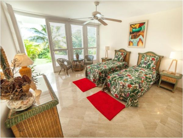 Martinique Luxury Vacation Pool Villa Walk to Beach Sleeps 8