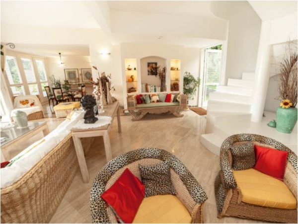 Martinique Luxury Vacation Pool Villa Walk to Beach Sleeps 8