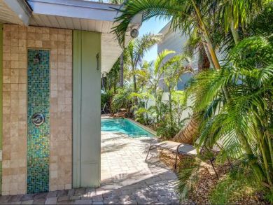 Anna Maria Holmes Beach 2 Bedroom Vacation Rental Pool