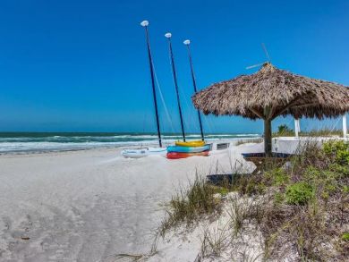 Anna Maria Holmes Beach 2 Bedroom Vacation Rental Pool